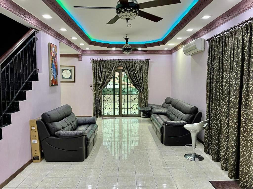 Homestay D' Sepangar Hills Kota Kinabalu Exterior photo